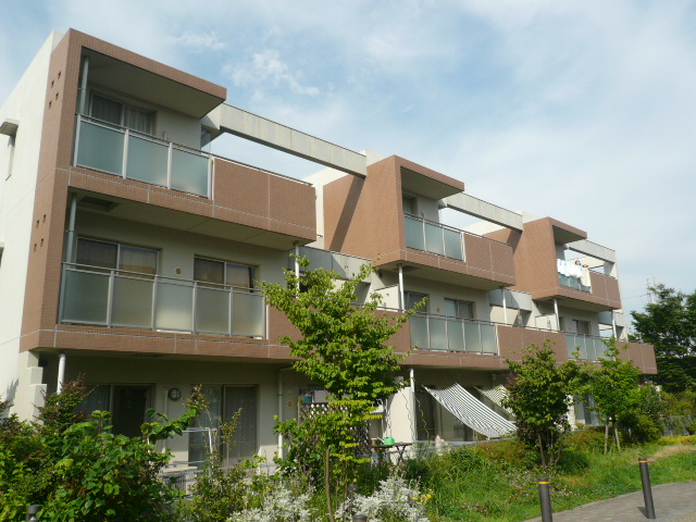 コンフォール鴨池公園